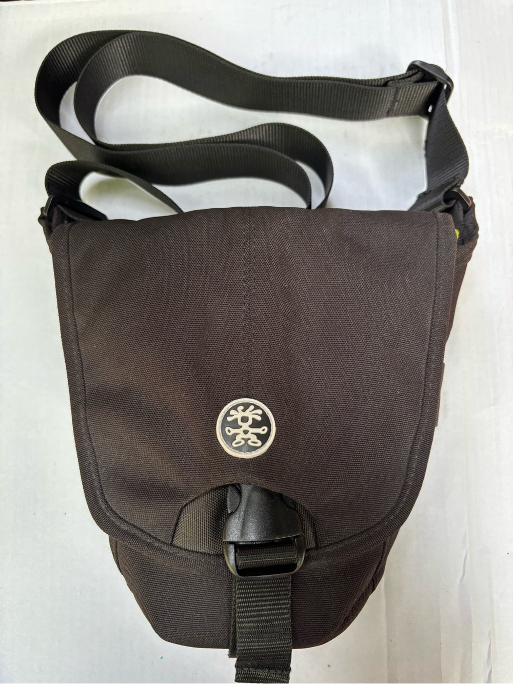 Crumpler 3 Million Dollar Home Camera Bag - Black & Neon Lime Green
